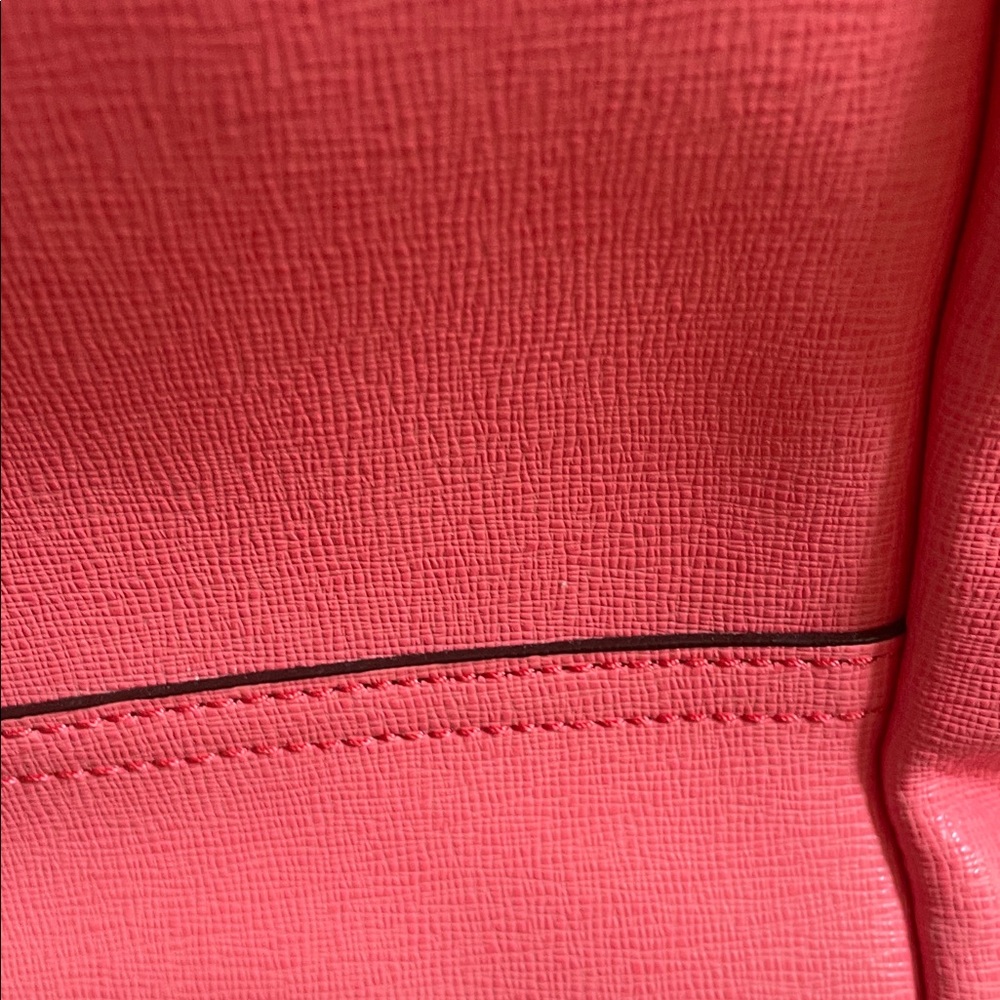 Coach Saffiabo Coral Leather Zioped Tote L1220-23821 - Picture 6 of 16